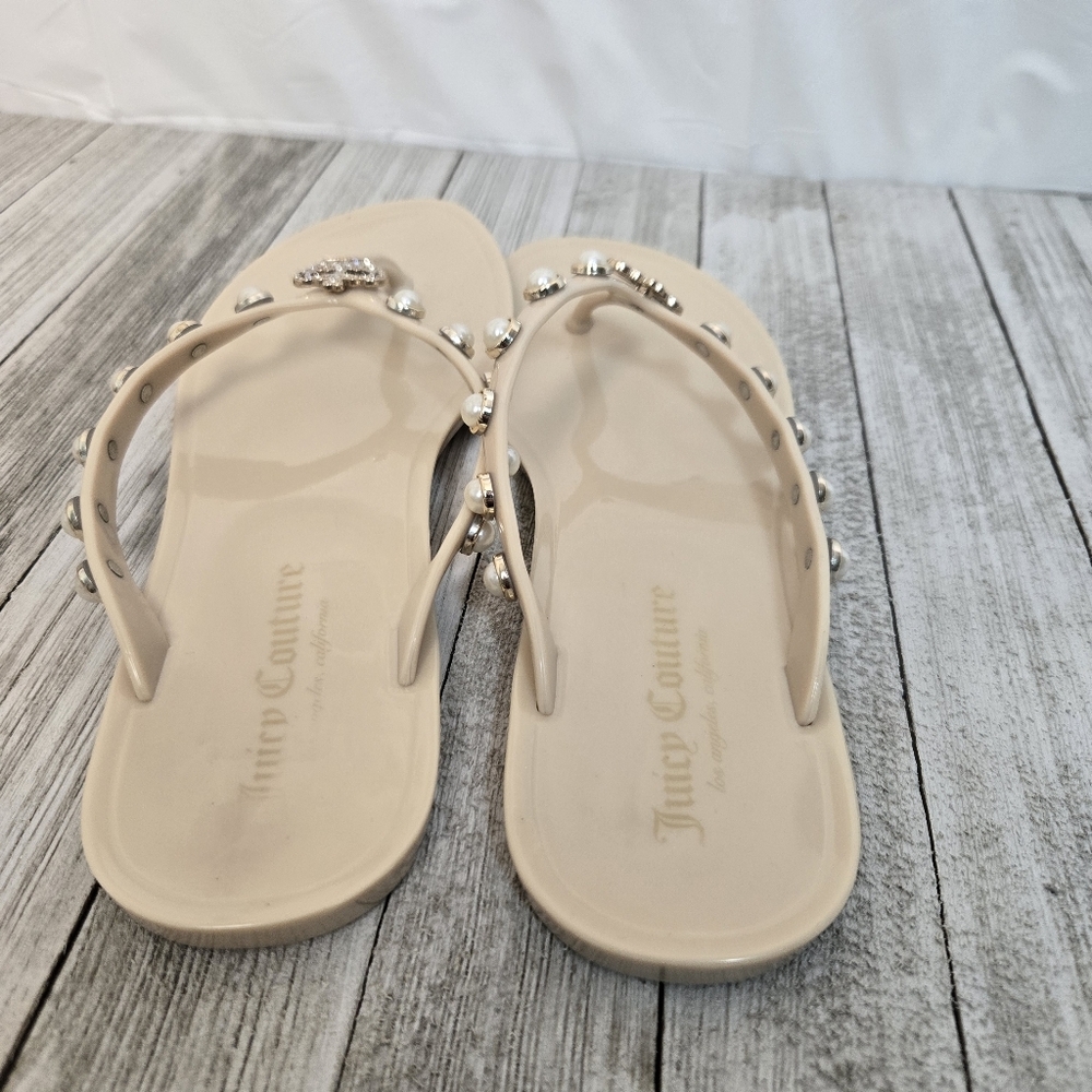 Juicy Couture Women’s Rhea Nude Plastic Sandal Rhinestone Crown Pearl Detail   6 - Picture 7 of 9